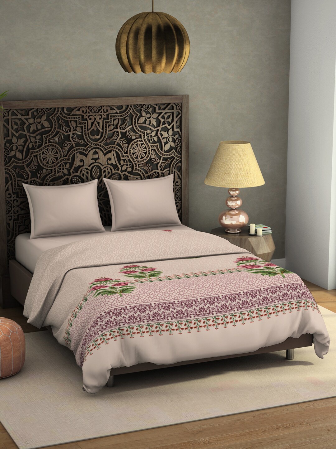 

SPACES Cream-Coloured Ethnic Motifs AC Room 350 GSM Double Bed Blanket