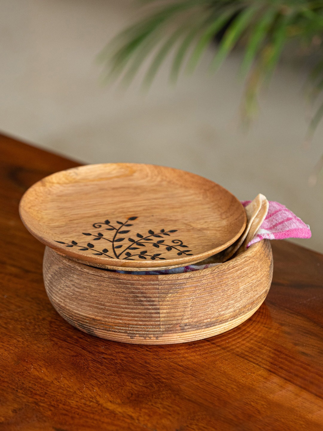 

ExclusiveLane Burnt Leaf Brown Printed Mango Wood Chapati Box With Lid 1.08 L