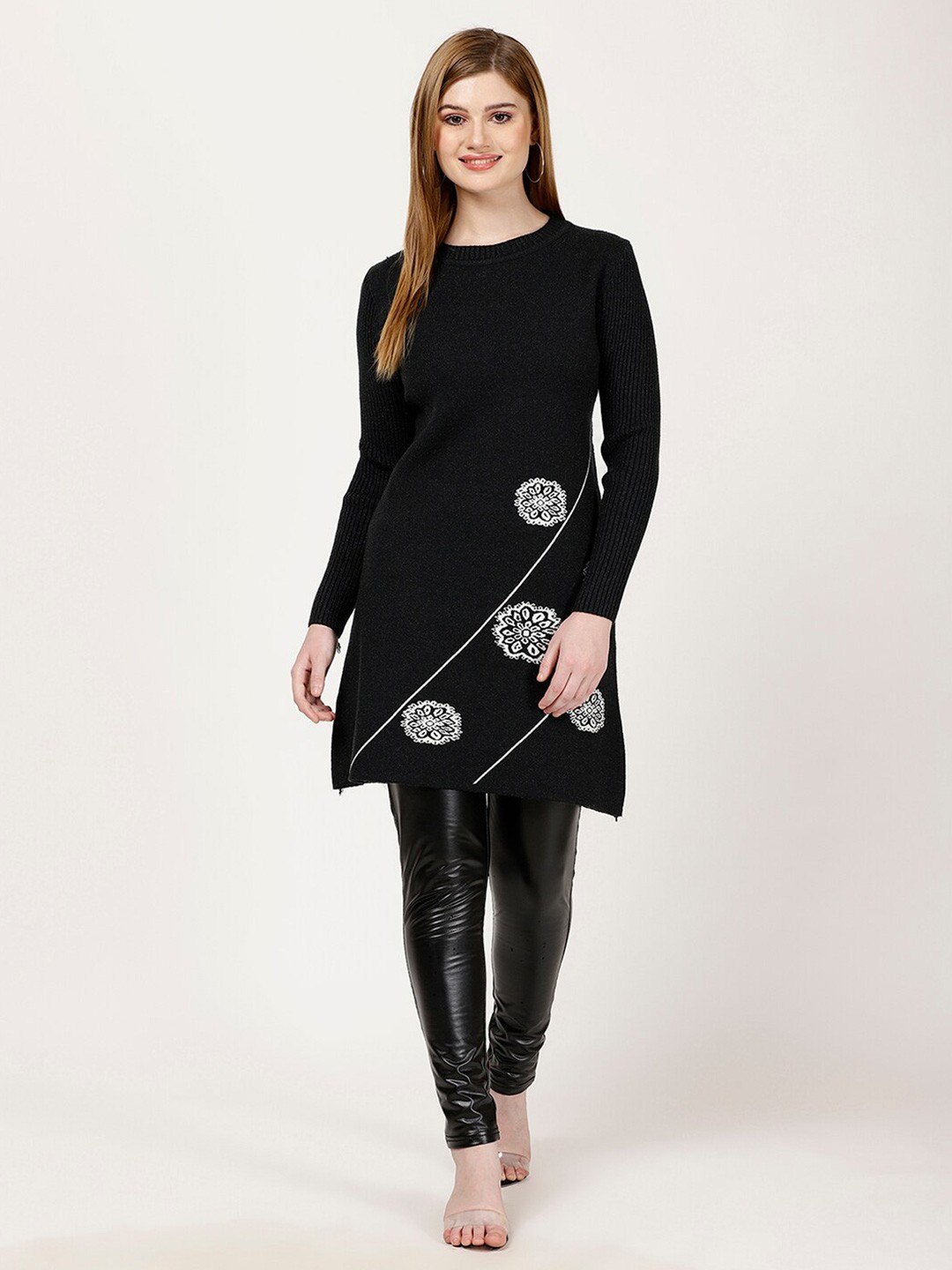 

FUTURO Ethnic Motif Printed Longline Pullover, Black