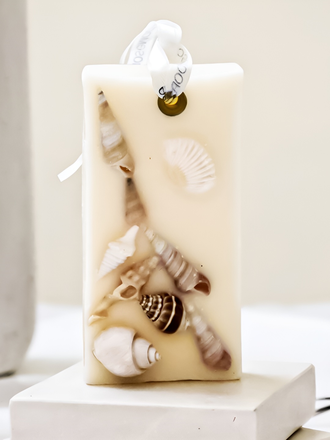 

ROSEMOORe Sea Shell Scented Wax Tablet, Off white