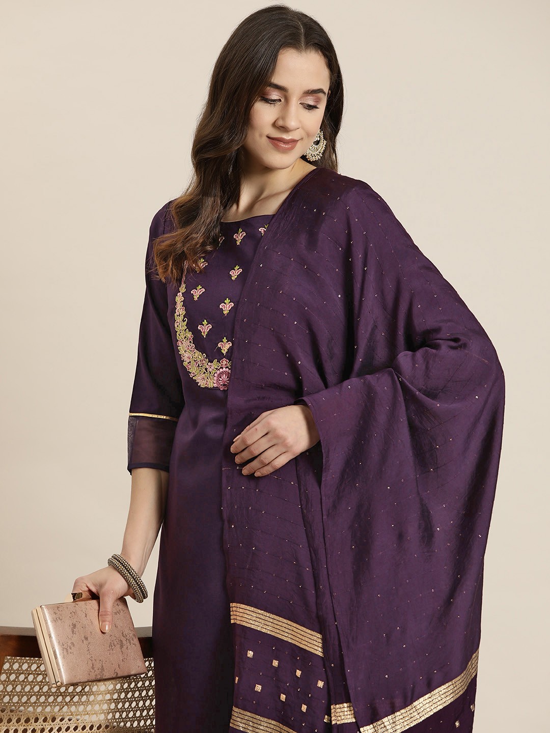 

HERE&NOW Women Floral Yoke Design Regular Thread Work Kurta with Trousers & With Dupatta, Purple