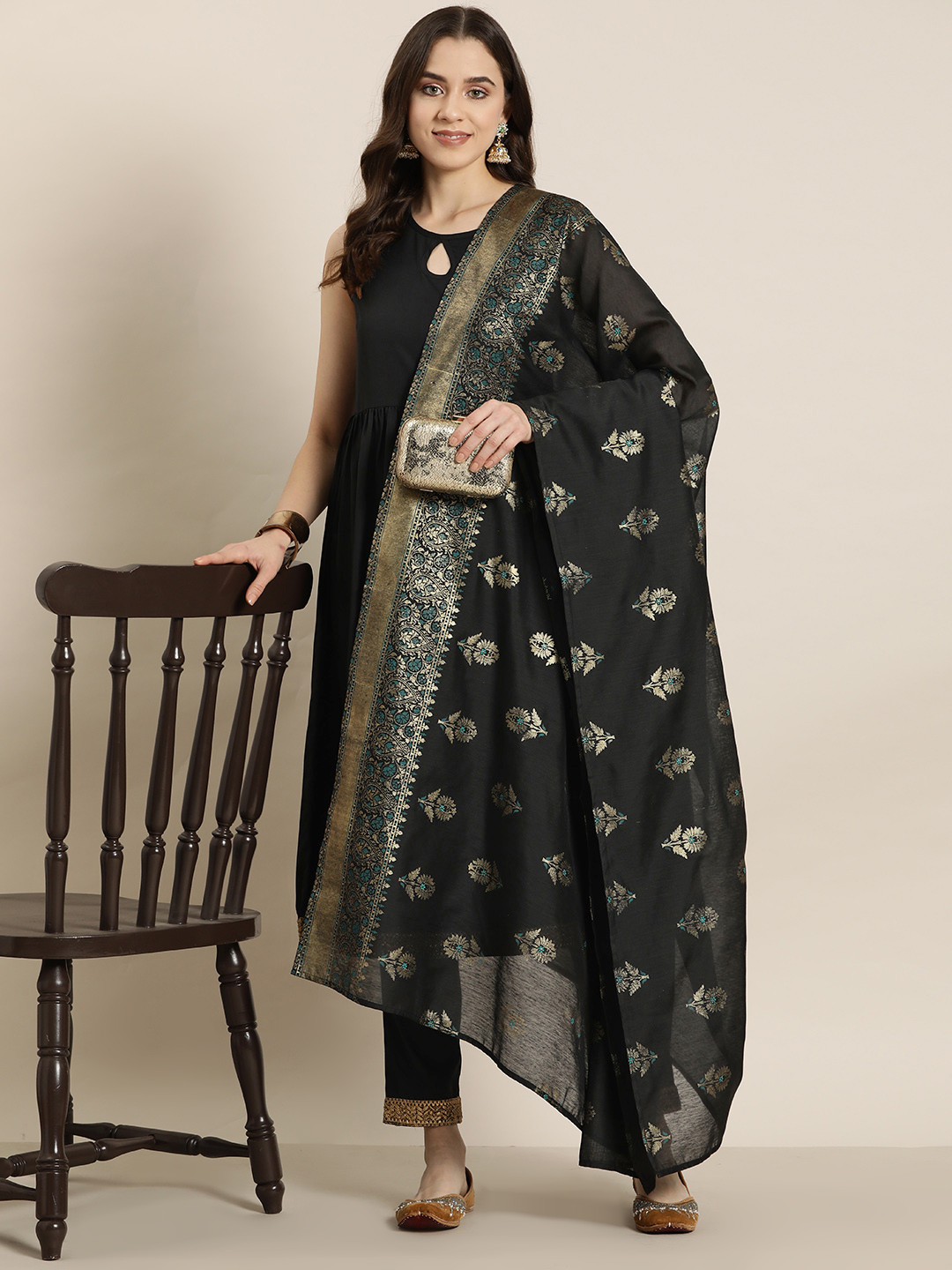 

HERE&NOW Women Regular Kurta with Trousers & With Dupatta, Black