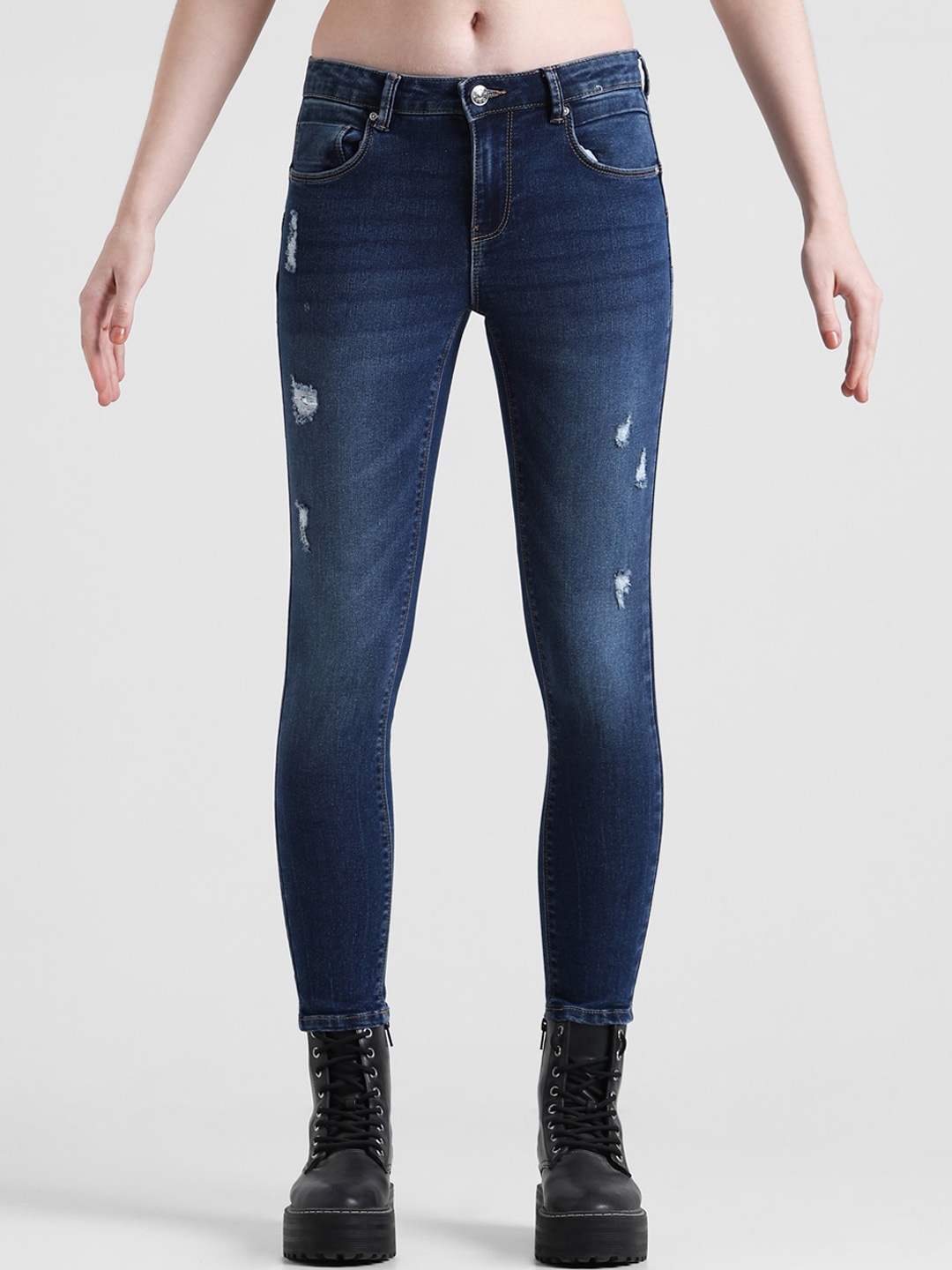 

ONLY Women Skinny Fit Mildly Distressed Light Fade Stretchable Jeans, Blue
