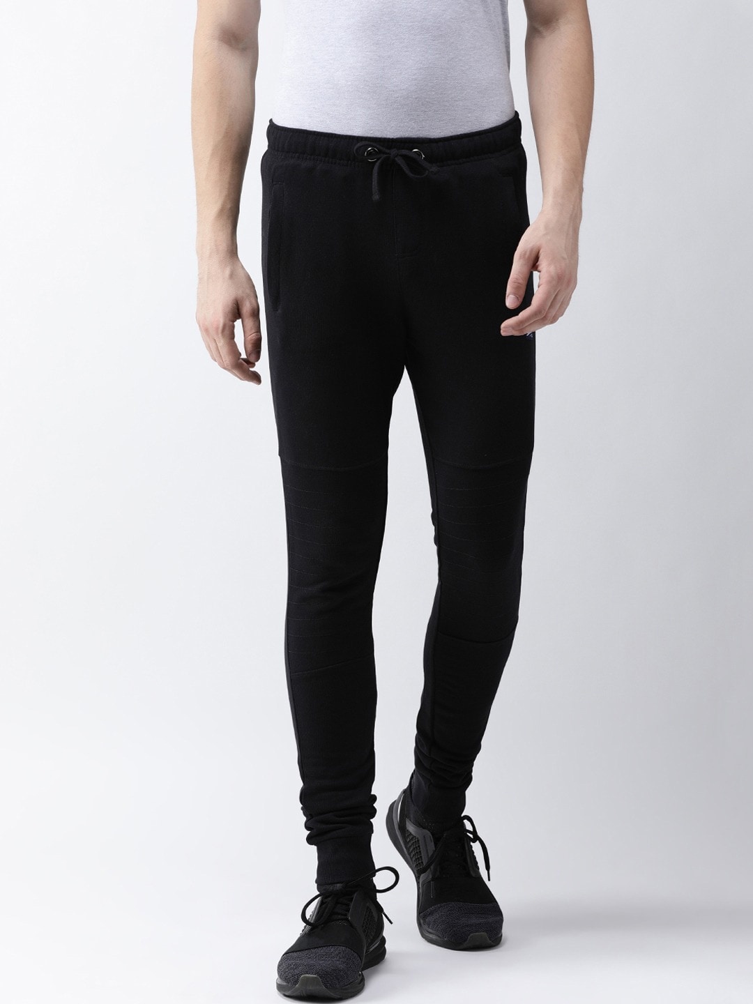 

Steenbok Men Mid Rise Slim Fit Cotton Joggers, Black