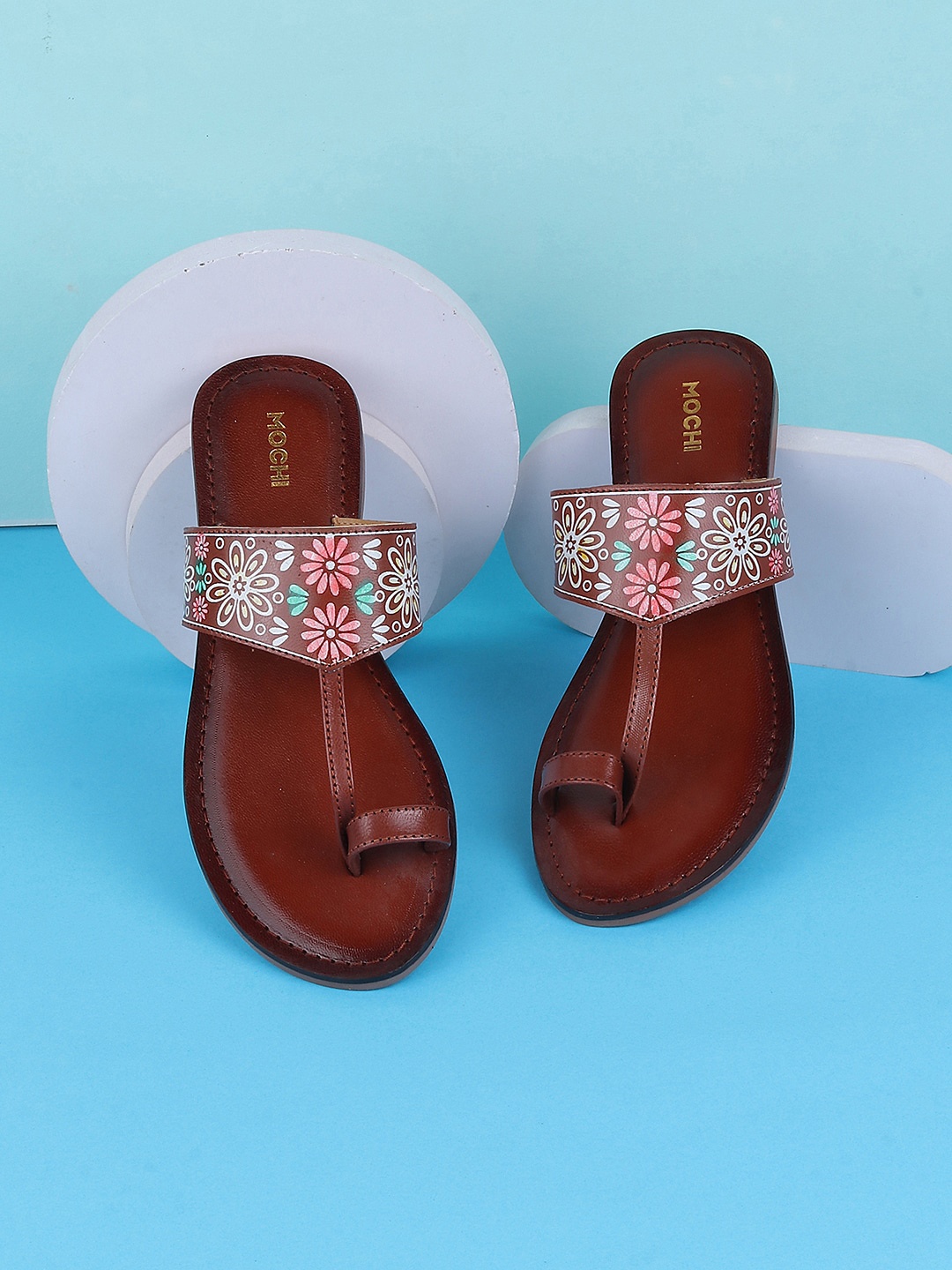 Mochi Printed Leather One Toe Flats, Tan