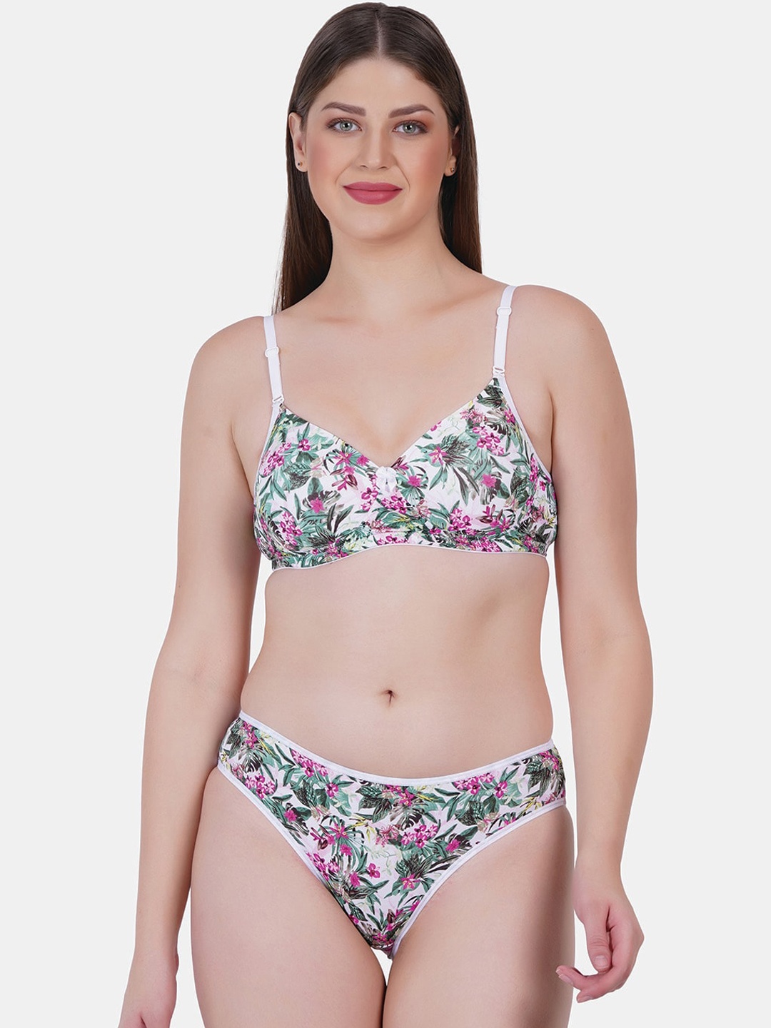 

Reveira Plus Size Floral Printed Lingerie Set, White