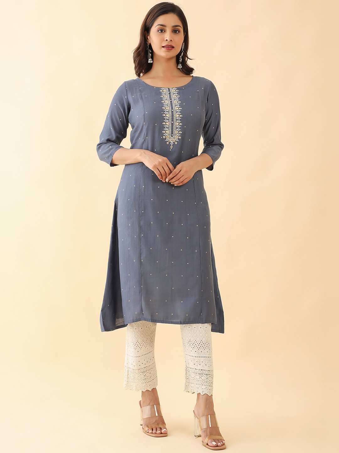

Maybell Floral Embroidered Straight Kurta, Grey