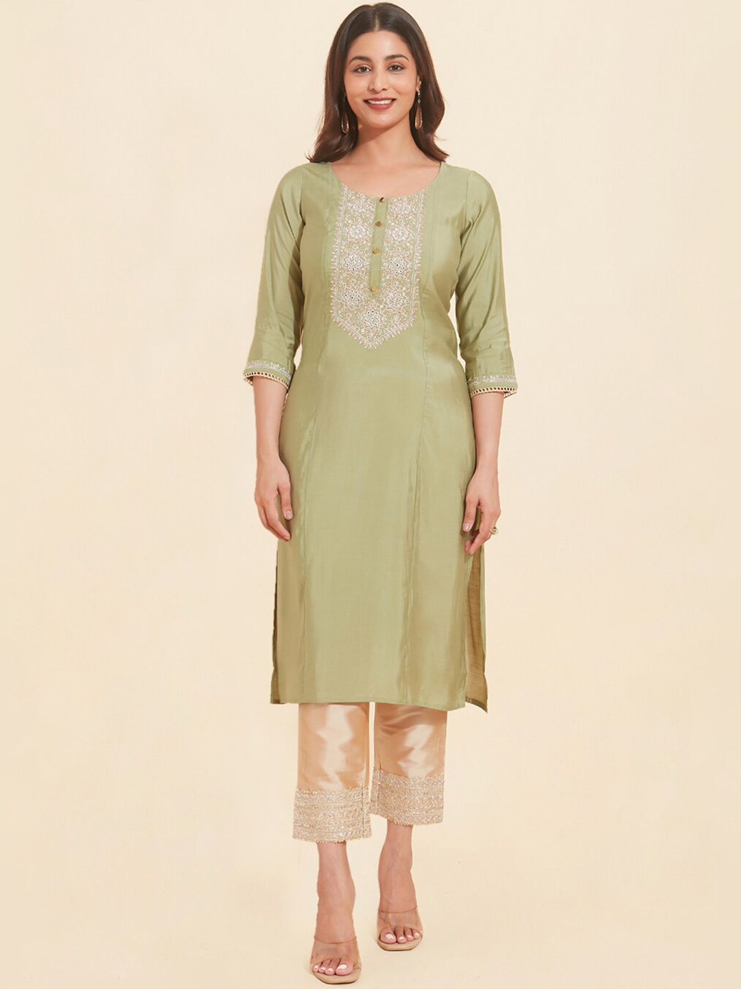

Maybell Floral Embroidered Straight Kurta, Green
