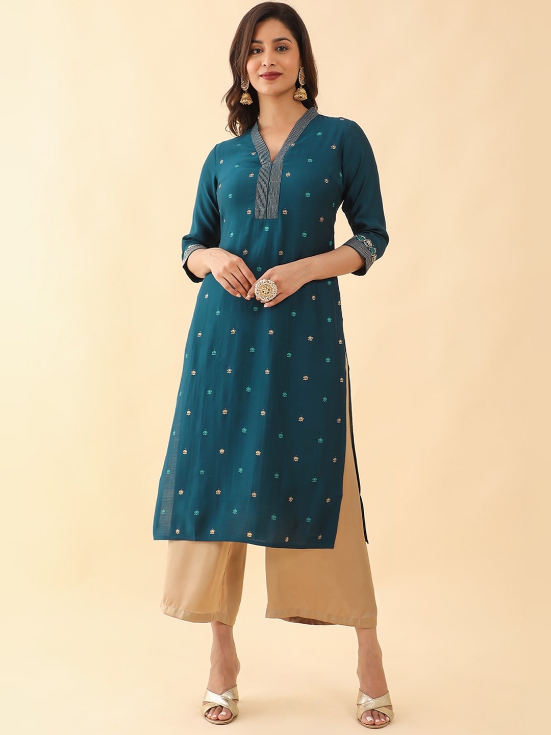 

Maybell Ethnic Motifs Printed Thread Work Straight Kurta, Blue
