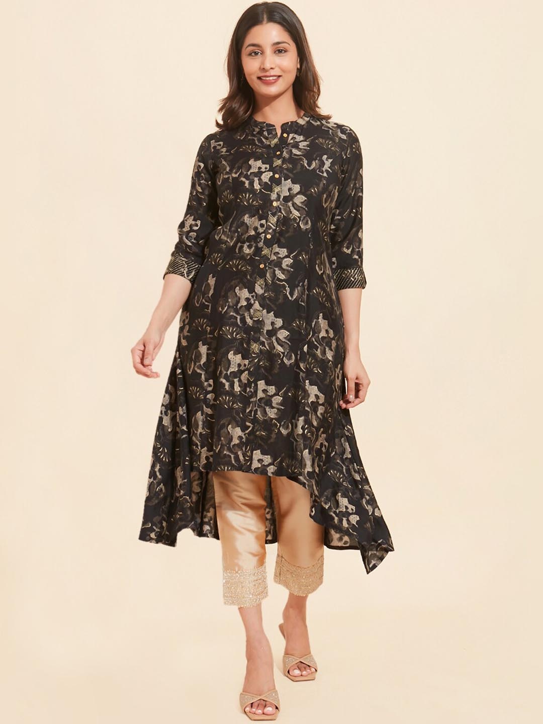 

Maybell Floral Printed Mandarin Collar A-Line Kurta, Black