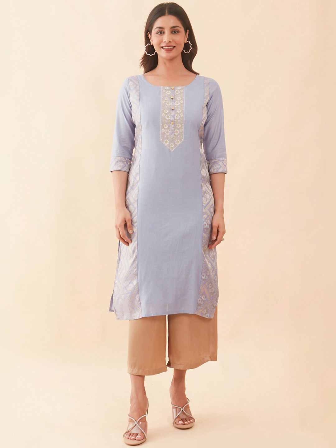 

Maybell Floral Printed Thread Work Straight Kurta, Blue