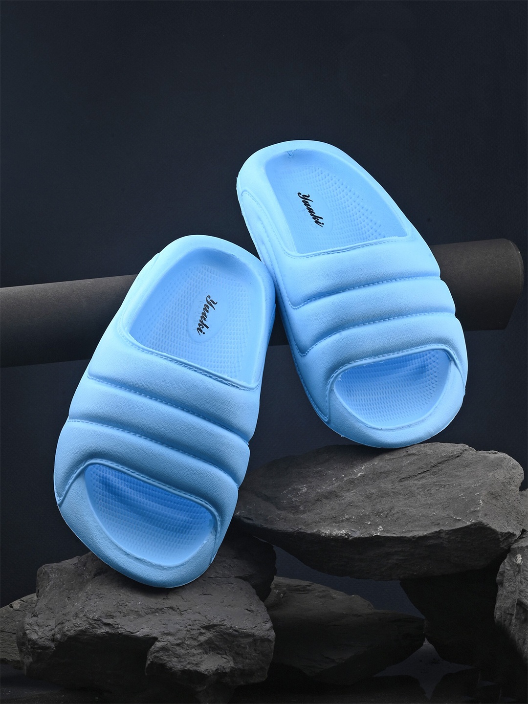 

Yuuki Women Striped Sliders, Blue