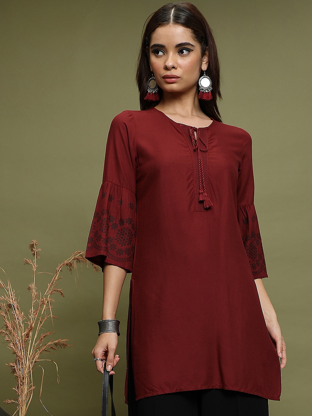 

Vishudh Tie-Up Neck Bell Sleeves Straight Kurta, Maroon