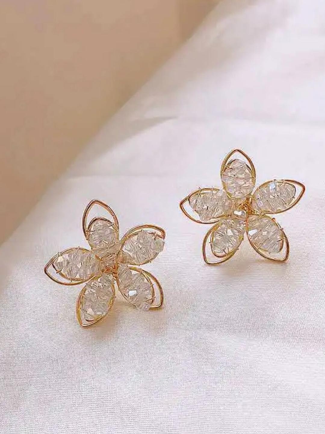 

ISHKAARA Crystals-Studded Floral Studs Earrings, Gold