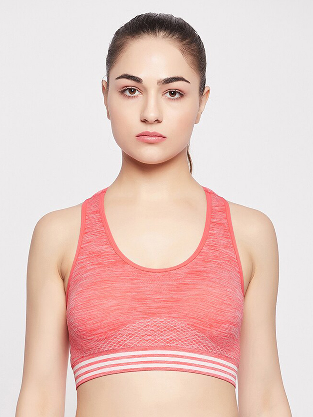 

Clovia Lightly Padded Full Coverage All Day Comfort Rapid-Dry Seamless Sports Bra, Peach