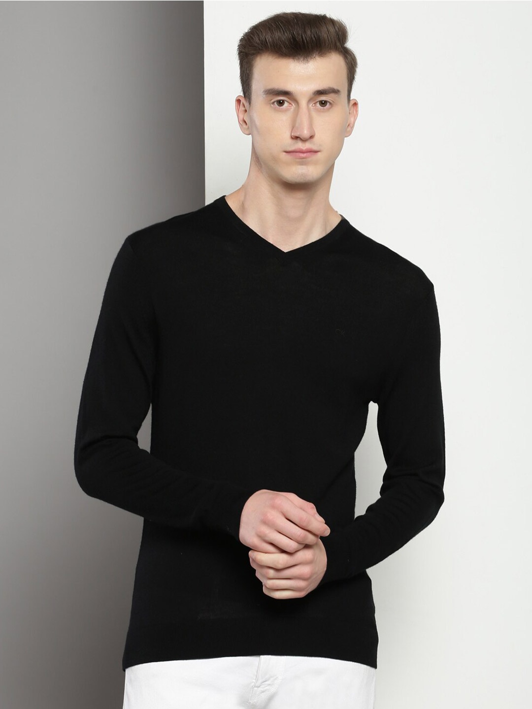 

Calvin Klein Jeans V-Neck Woollen Pullover Sweater, Black