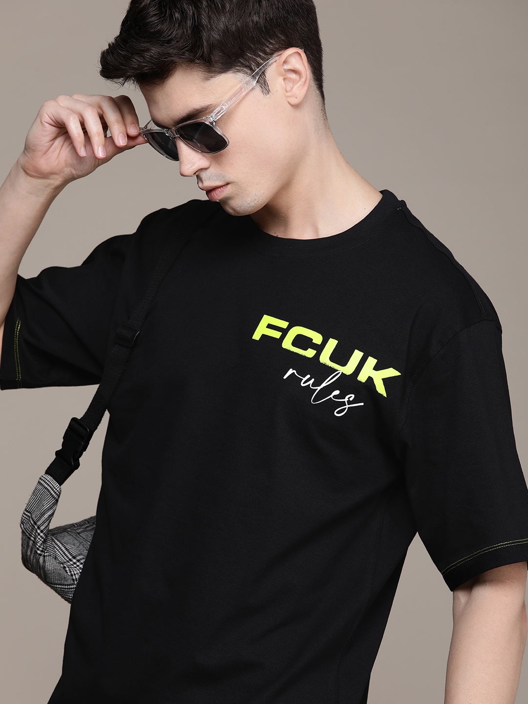 

FCUK Brand Logo Printed Drop-Shoulder Sleeves Pure Cotton Oversized T-shirt, Black
