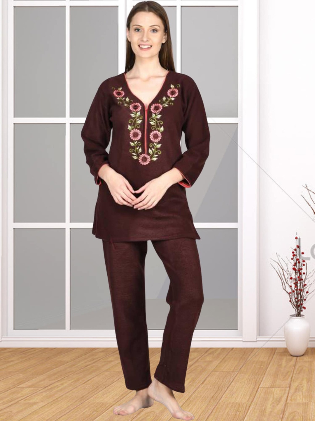

Noty Embroidered Fleece Night suit, Coffee brown