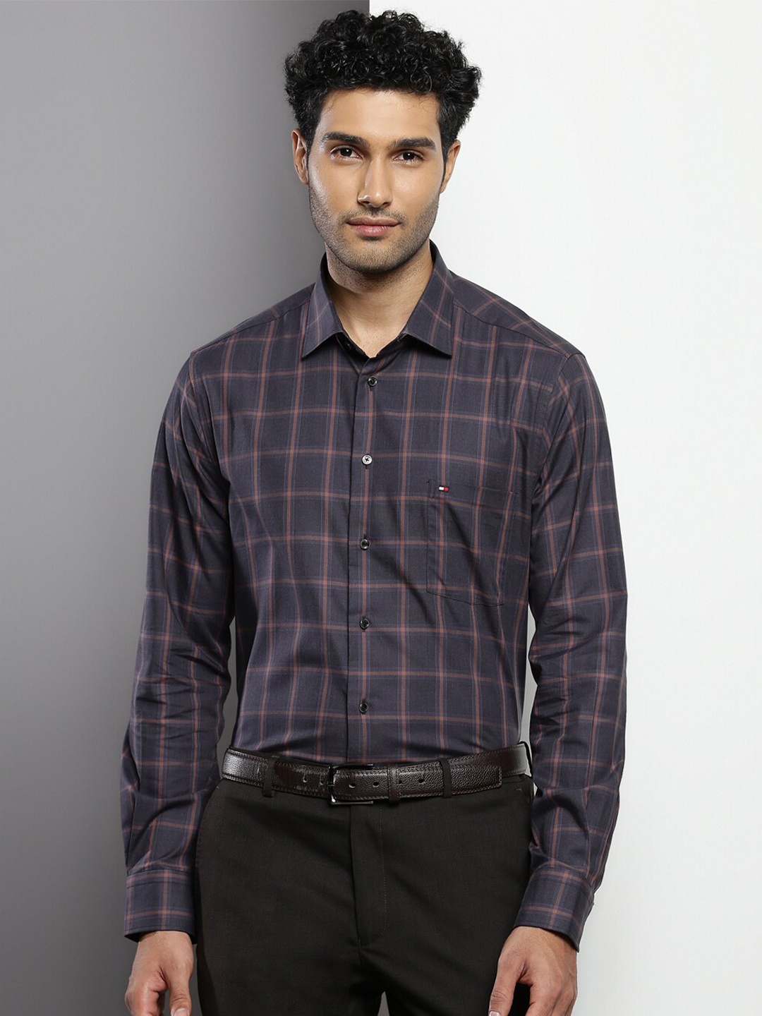 

Tommy Hilfiger Windowpane Checked Pure Cotton Casual Shirt, Grey