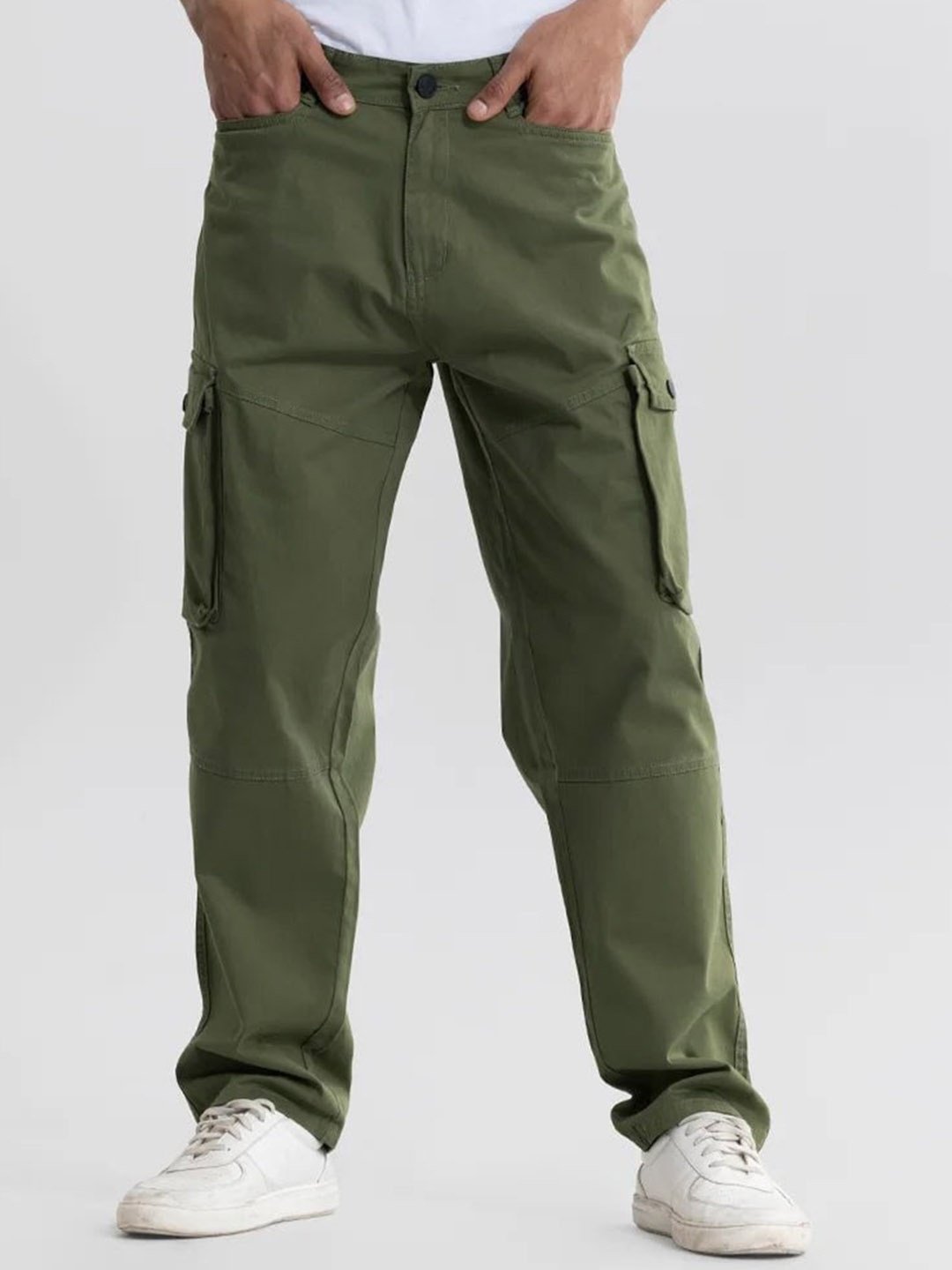 

Snitch Men Olive Green Mid-Rise Smart Loose Fit Cargos Trousers