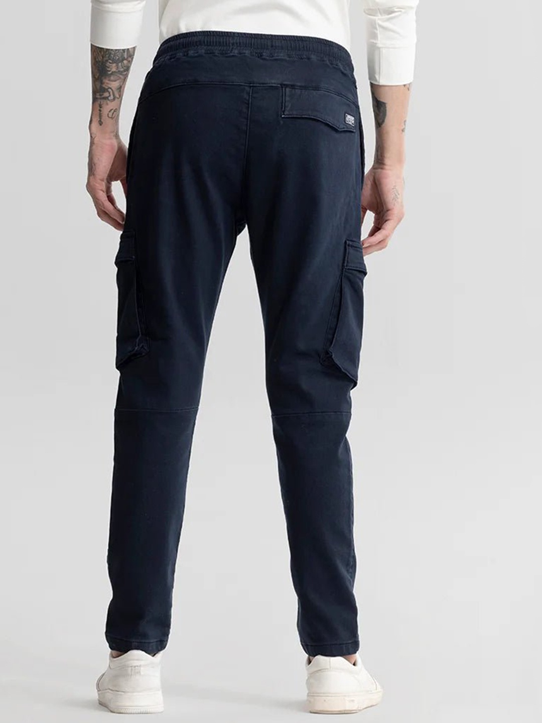

Snitch Men Smart Loose Fit Mid-Rise Cargos, Navy blue