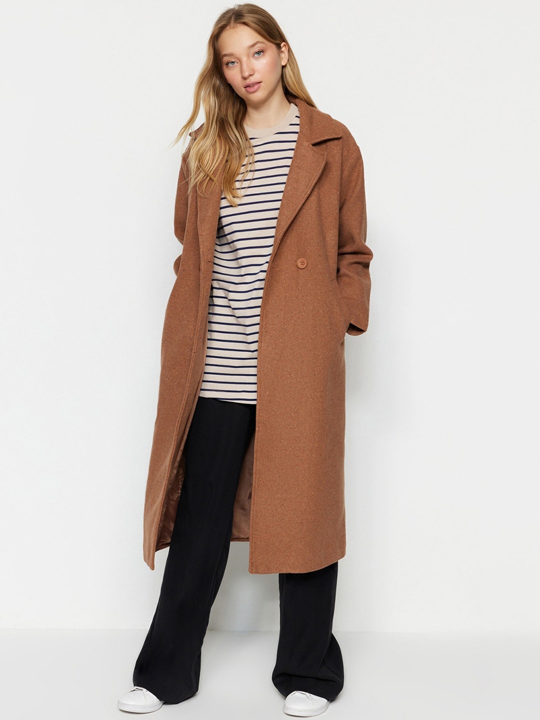 

Trendyol Notched Lapel Double-Breasted Overcoat, Brown