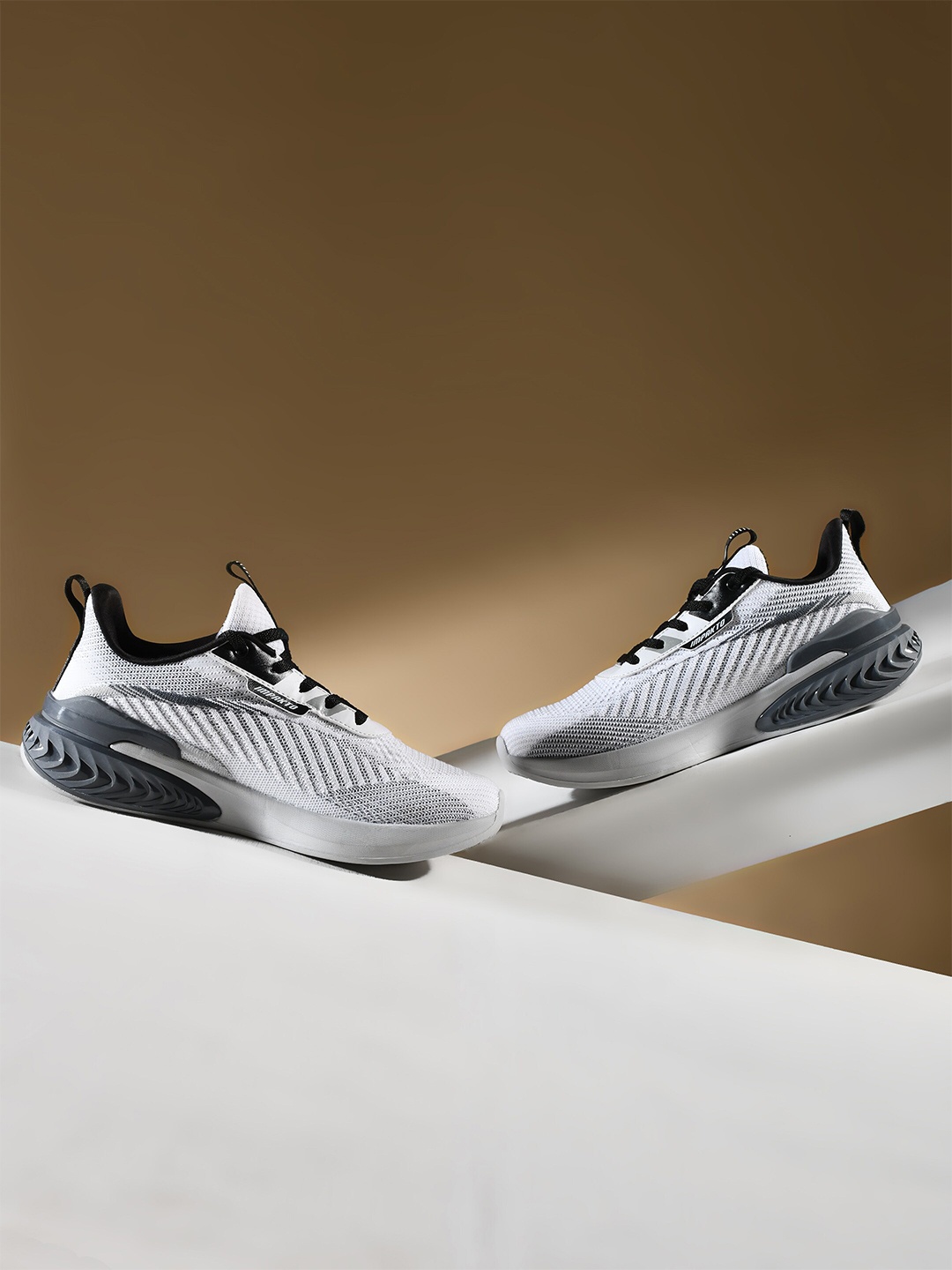 

IMPAKTO Men Xcellerate Running Shoes, White