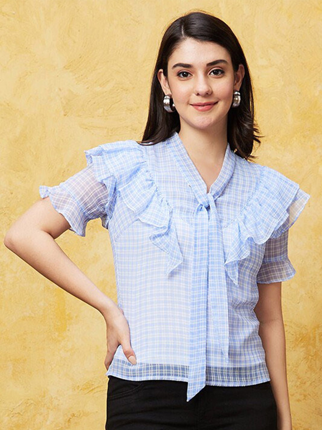 

Globus Blue Checked Mandarin Collar Flutter Sleeve Ruffles Shirt Style Top