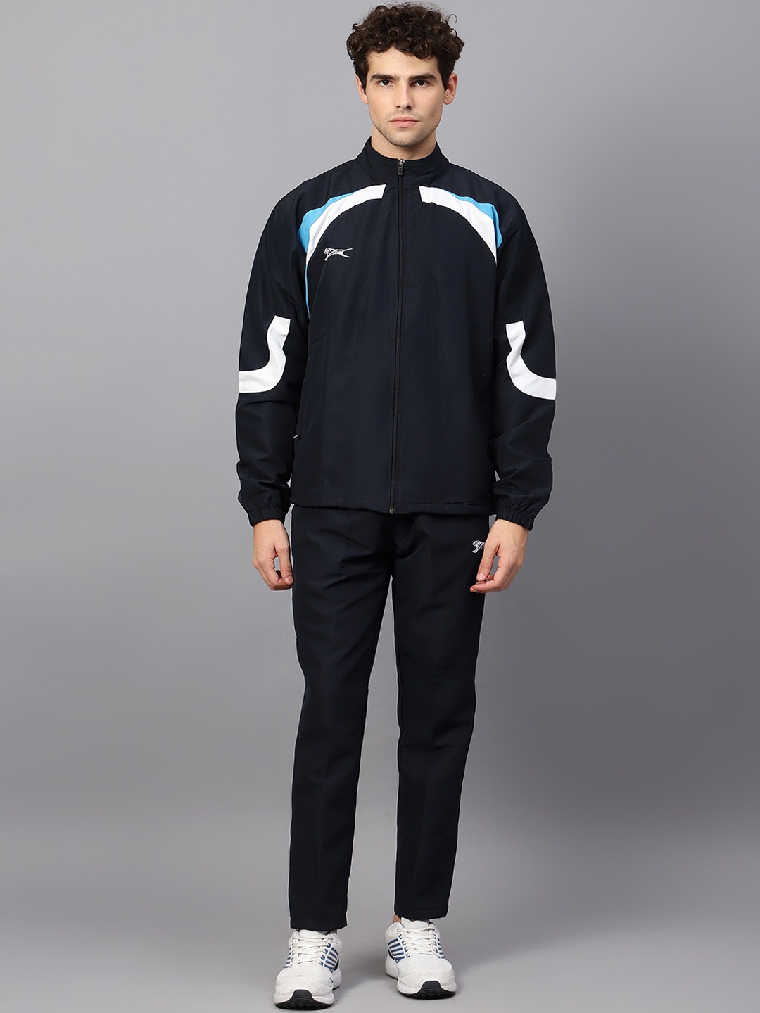 

Shiv Naresh Mock Collar Colourblocked Tracksuit, Navy blue