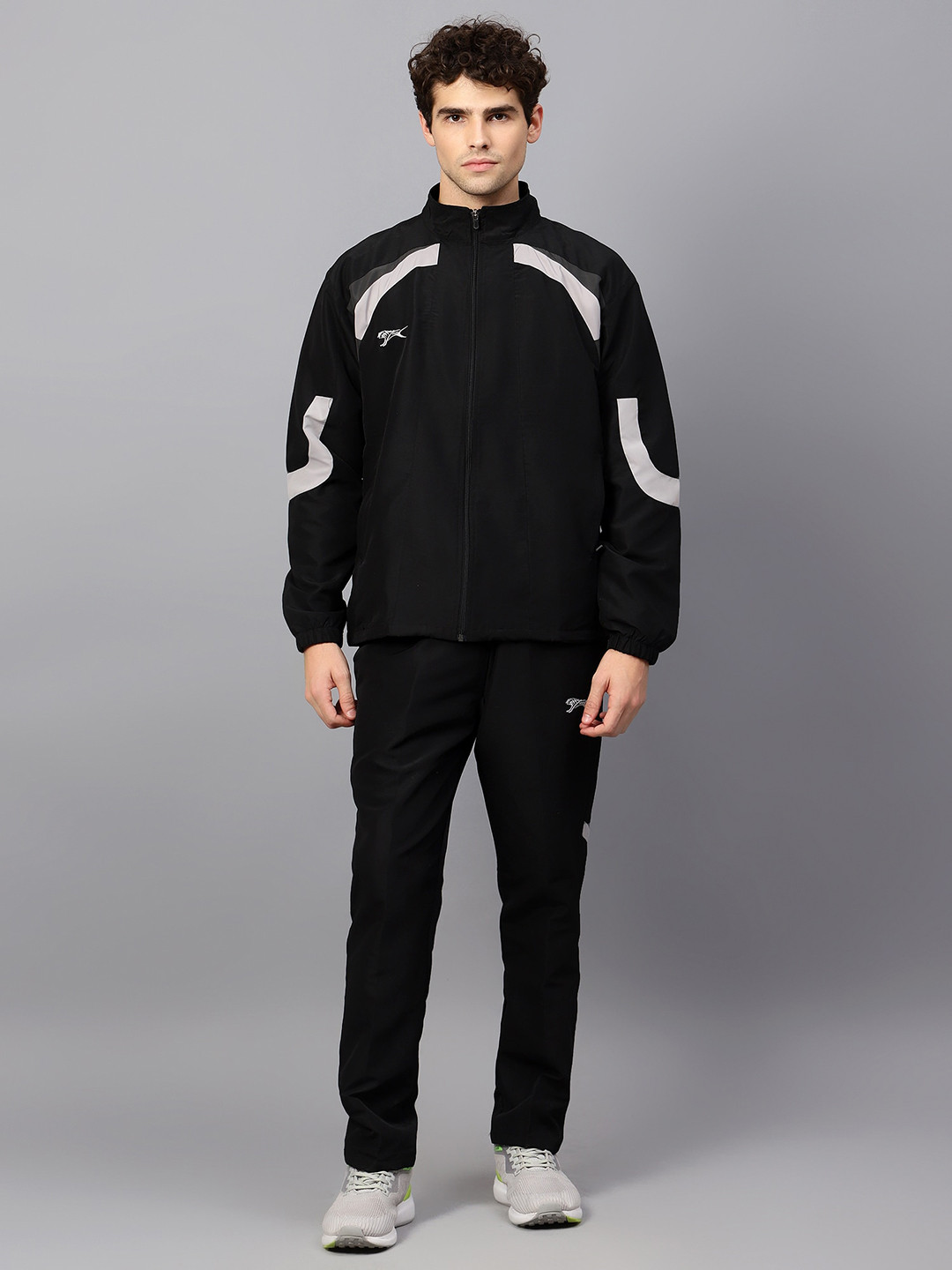 

Shiv Naresh Mock Collar Colourblocked Tracksuit, Black