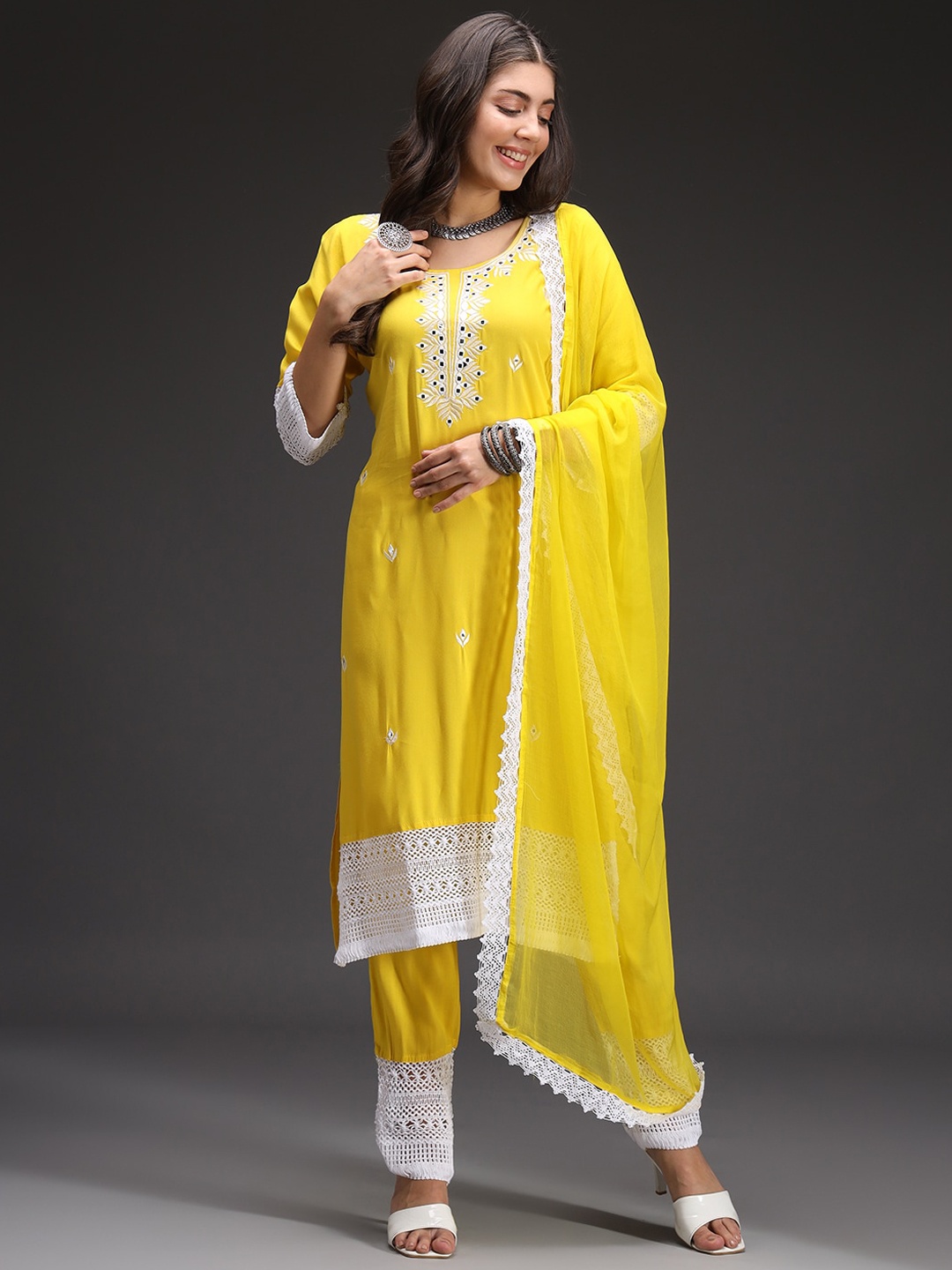 

HEEPOSH Ethnic Motifs Embroidered Kurta With Trousers & Dupatta, Yellow