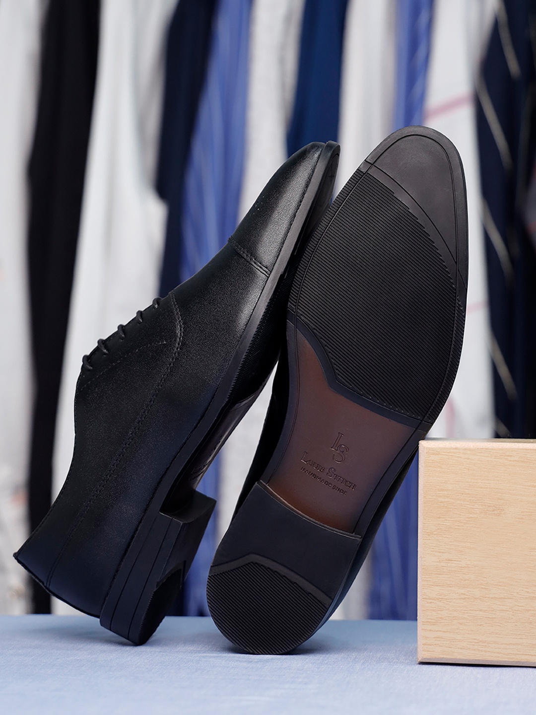 

LOUIS STITCH Men Jet Black Formal Lace Up Derby Shoes
