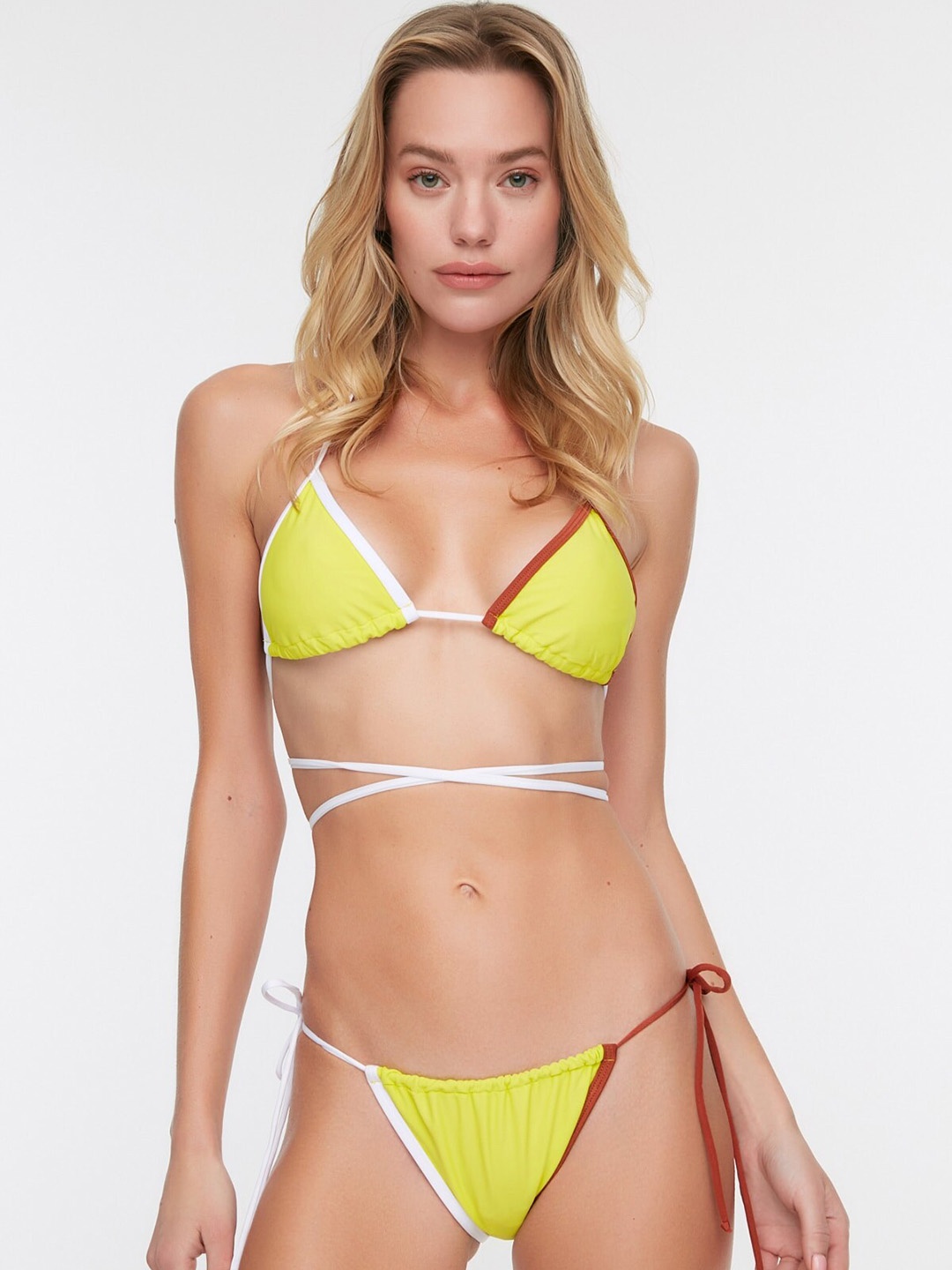 

Trendyol Halter Neck Mid-Rise Bikini Lingerie Set-241064447, Yellow