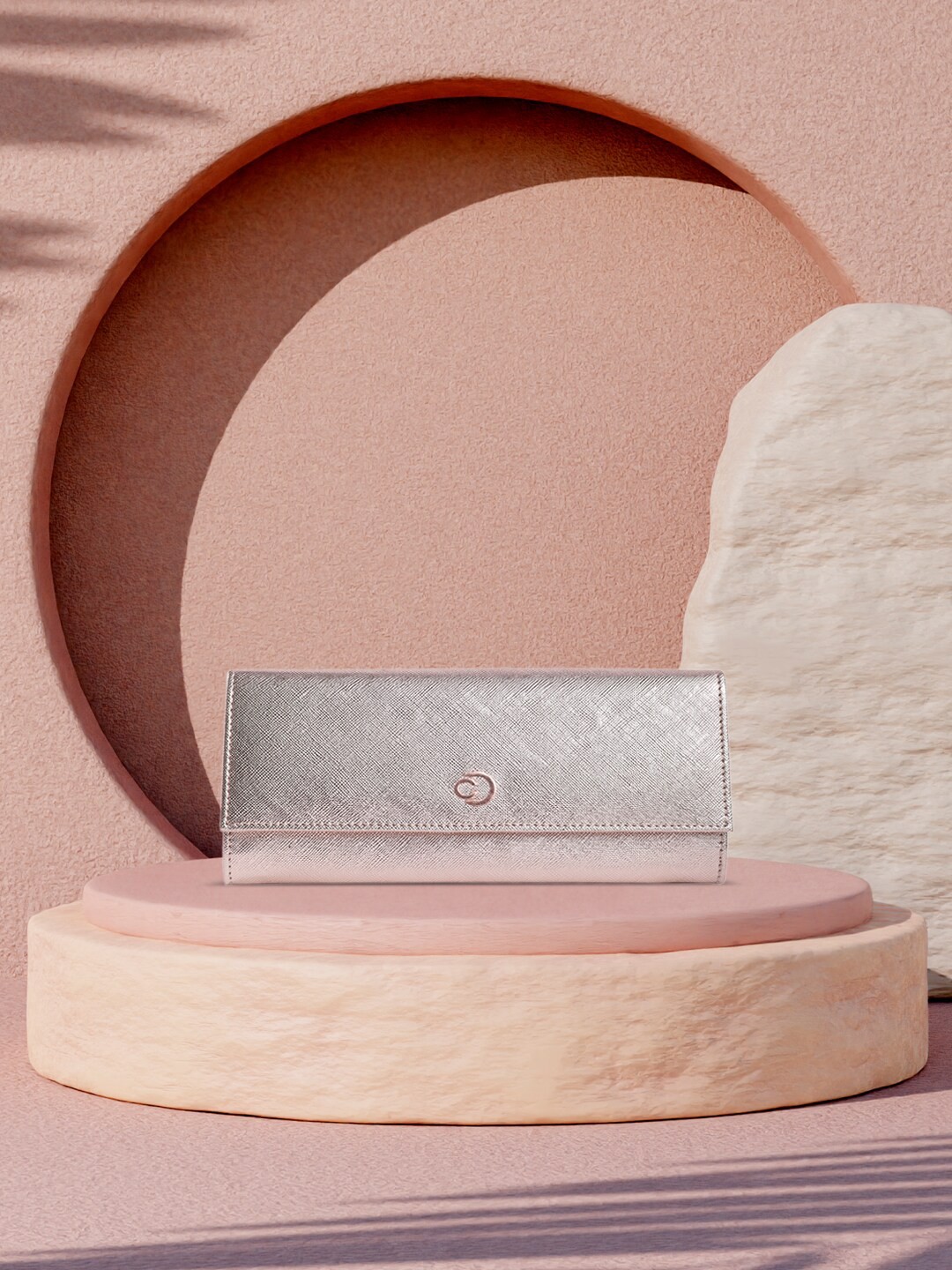 

Caprese Women Leather Two Fold Wallet, Rose gold