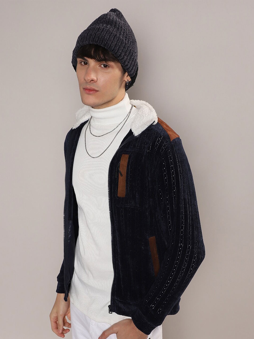 

Campus Sutra Colourblocked Mock Collar Cotton Sweater Vest, Navy blue