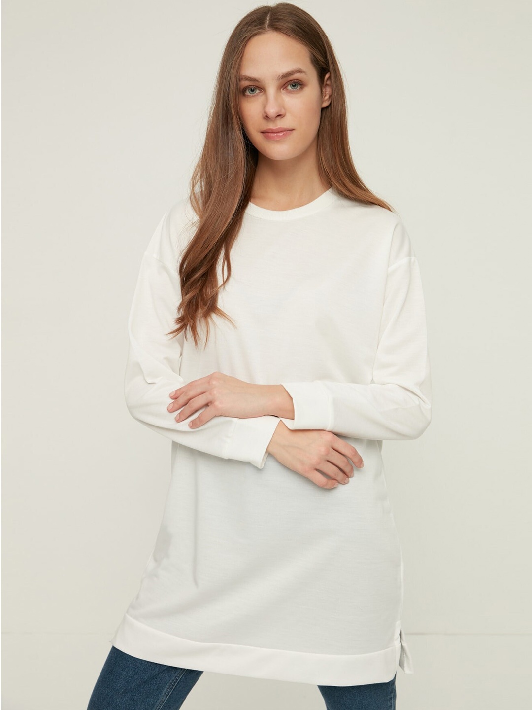 

Trendyol Round Neck Long Sleeve Longline Pullover Sweatshirt, Off white