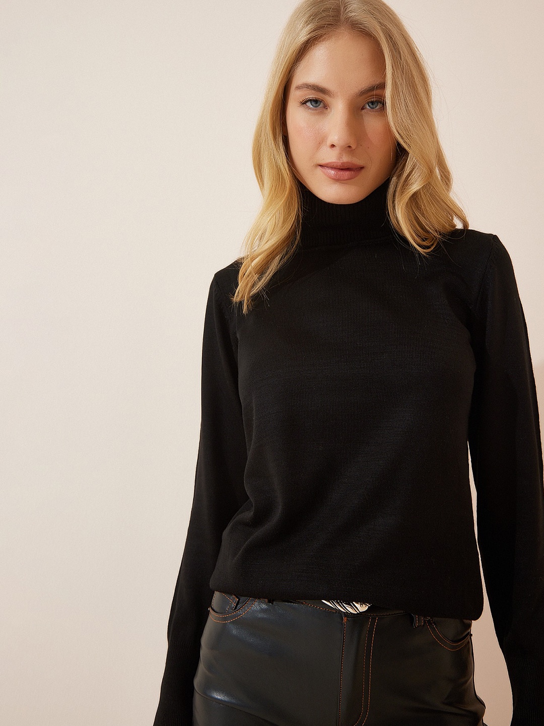 

Happiness istanbul High Neck long Sleeves Acrylic Top, Black