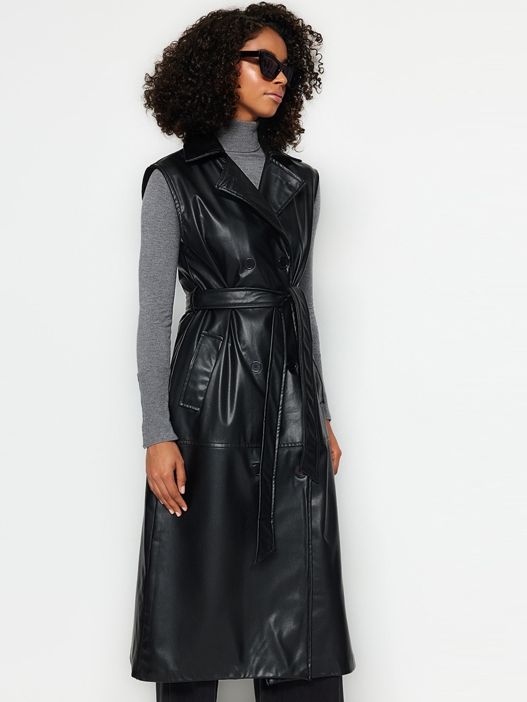 

Trendyol Woven Lapel Collar Longline Tailored Jacket, Black