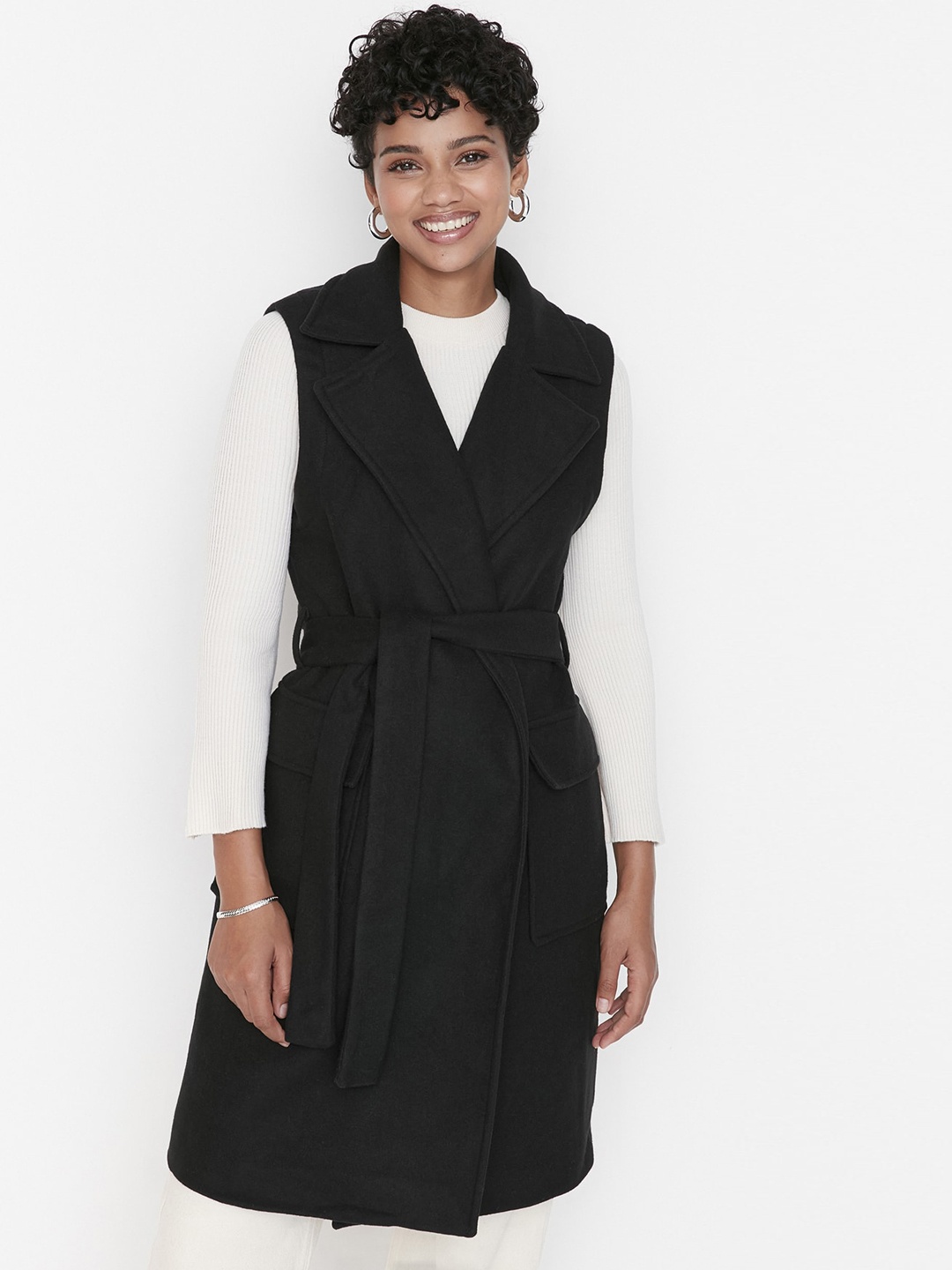 

Trendyol Notched Lapel Single-Breasted Overcoat, Black