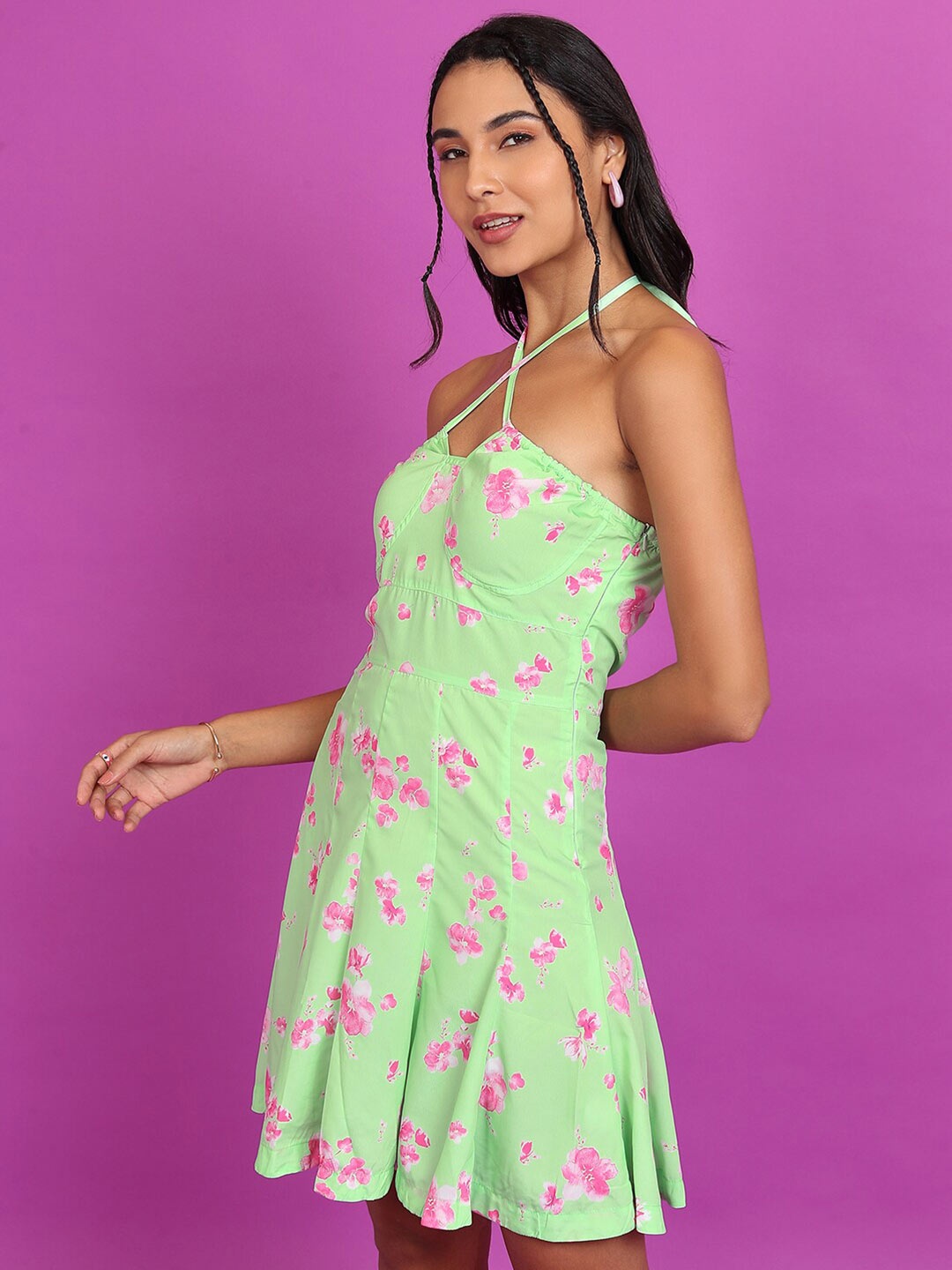 

Tokyo Talkies Green & Pink Floral Printed A Line Dress
