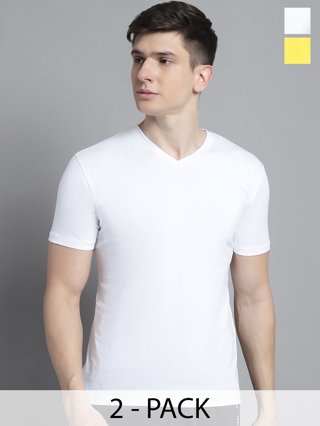 

FBAR Men White V-Neck Applique Slim Fit T-shirt