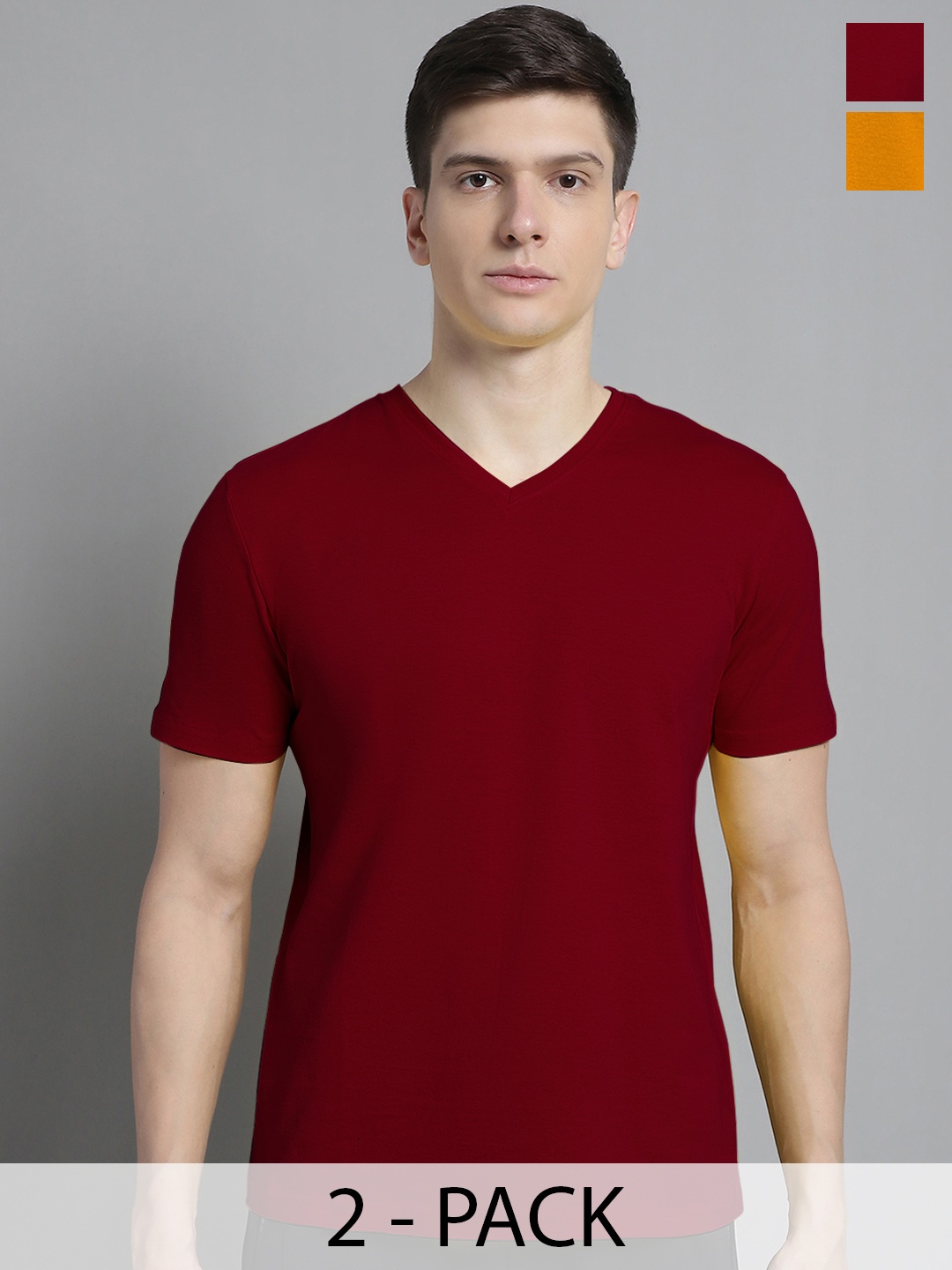 

FBAR Men Maroon V-Neck Pockets Slim Fit T-shirt