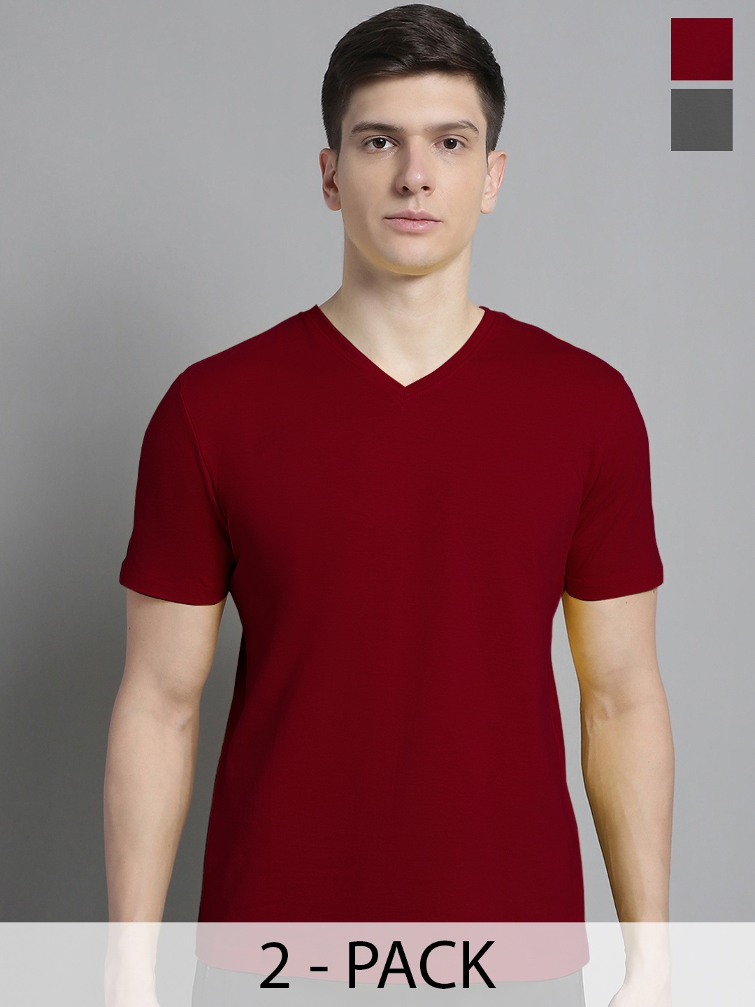 

FBAR Men Maroon V-Neck Extended Sleeves Pockets Slim Fit T-shirt