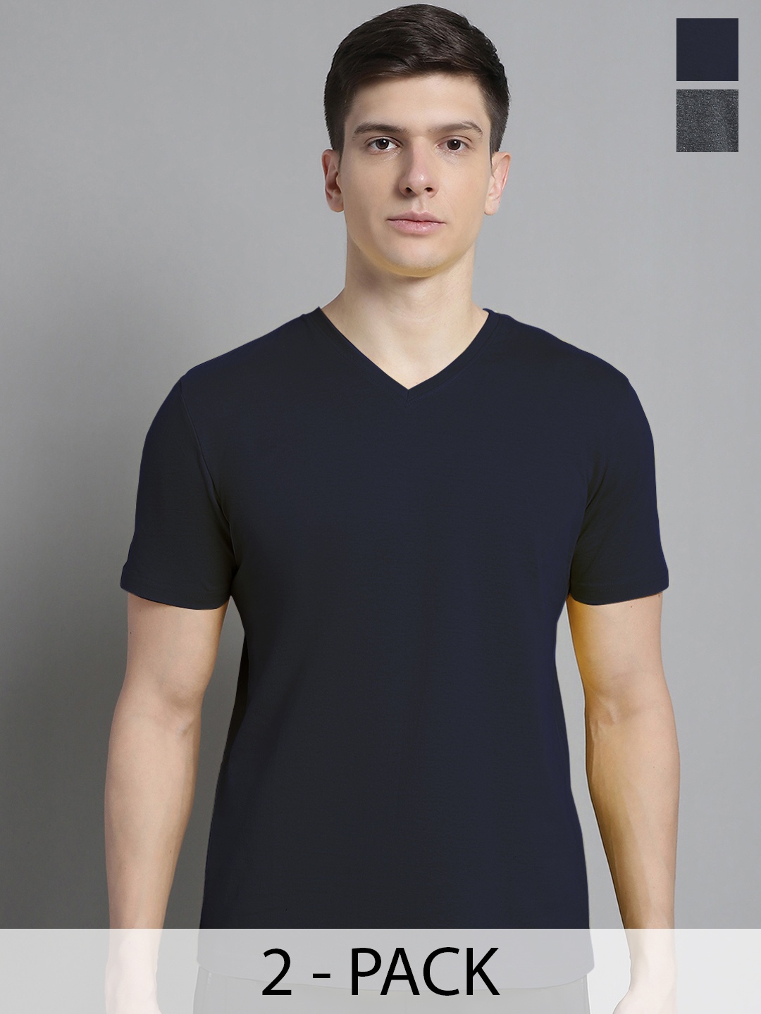 

FBAR Men Navy Blue V-Neck Pockets Slim Fit T-shirt