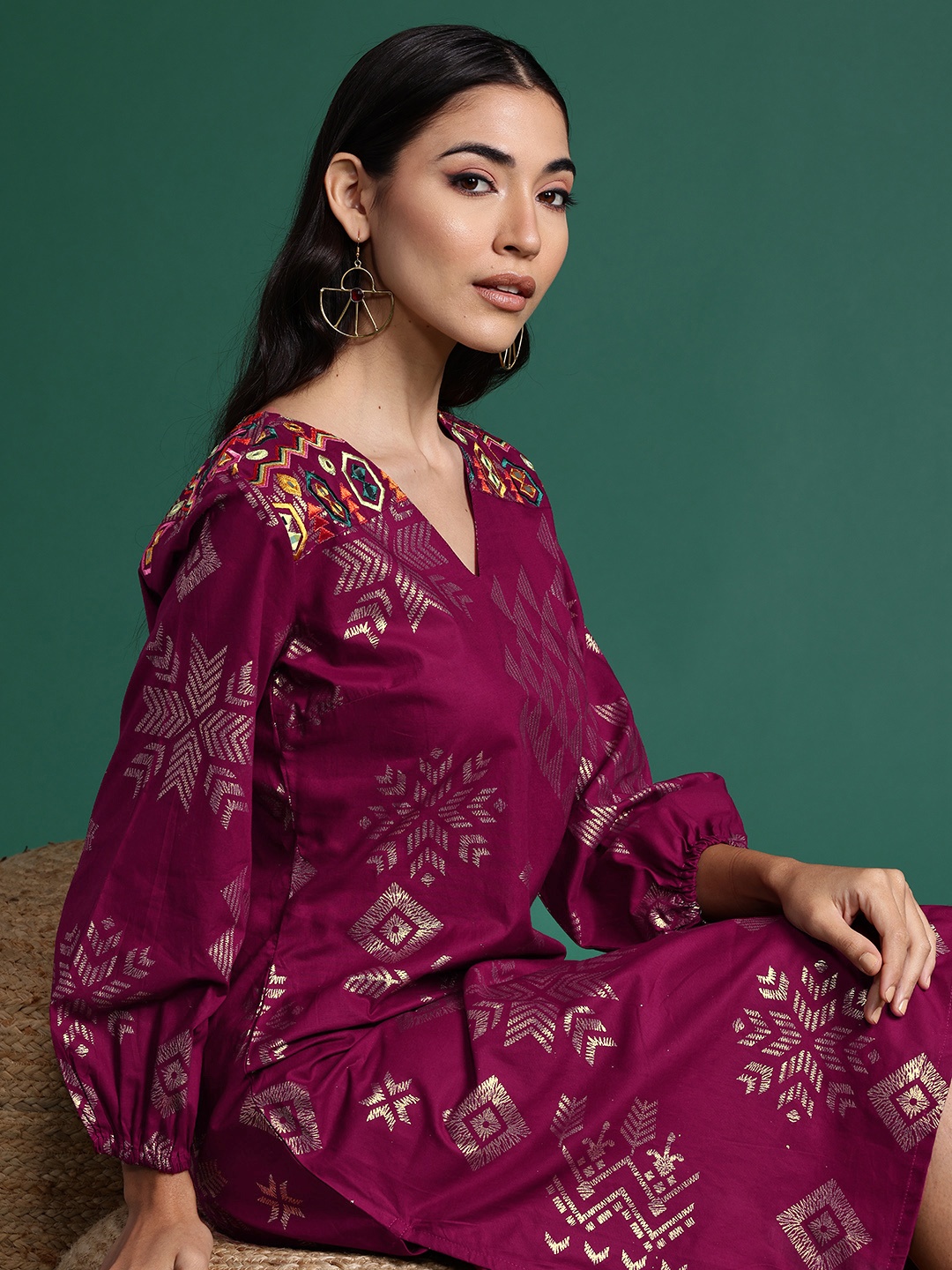 

Sangria Puff Sleeves A-Line Ethnic Printed Dress, Burgundy