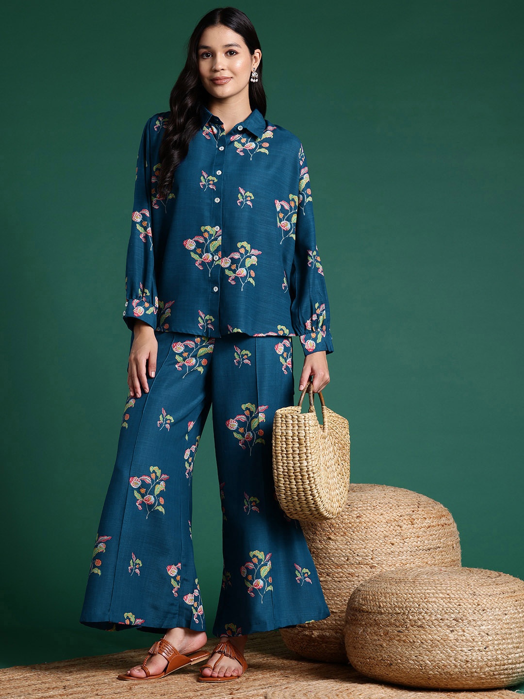 

Sangria Women Floral Print Co-Ords, Teal