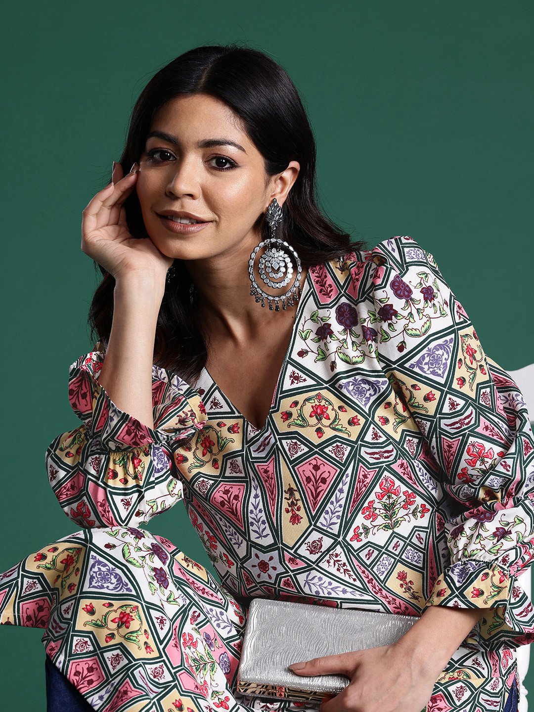 

Sangria Floral Print Bell Sleeves Kurta, Multi