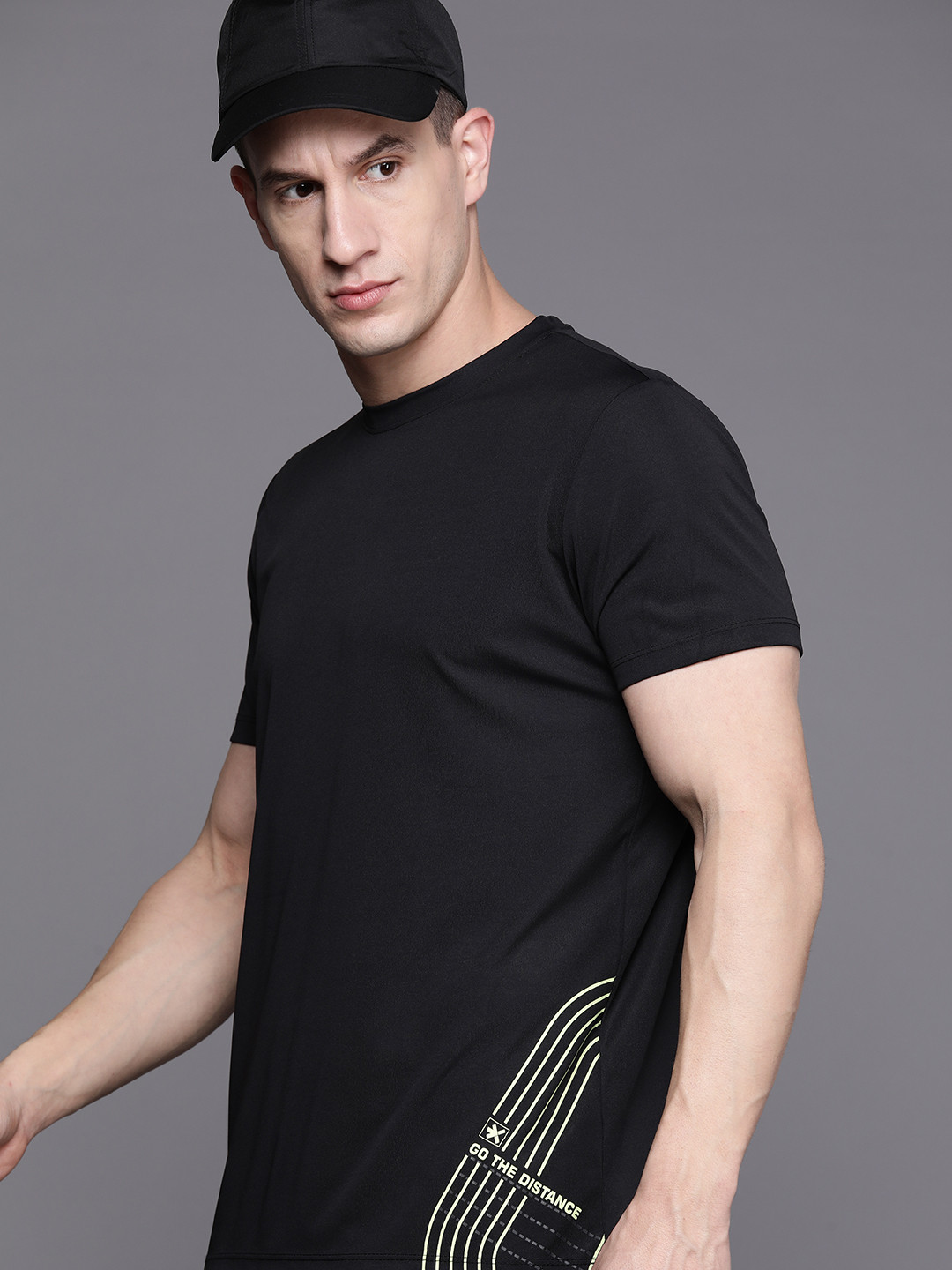 

HRX by Hrithik Roshan Rapid-Dry Running T-shirt, Black