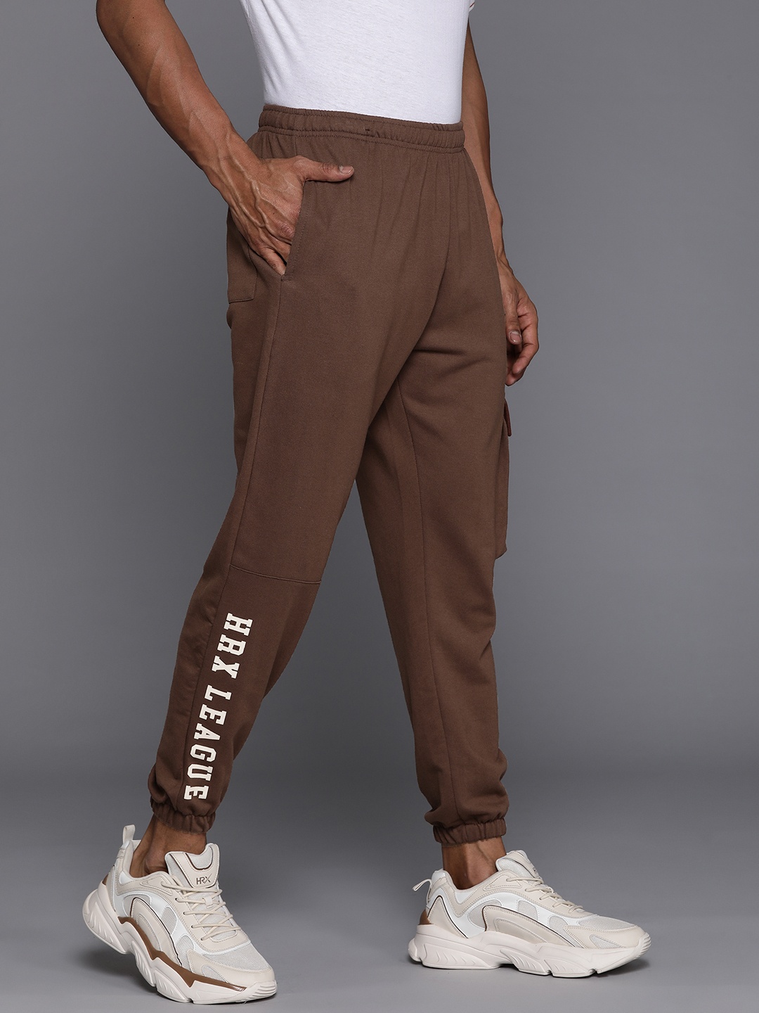

HRX by Hrithik Roshan Men Lifestyle Joggers, Brown