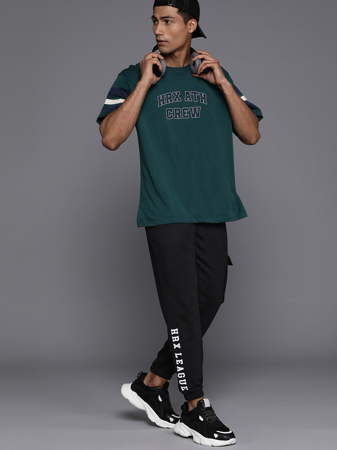 

HRX by Hrithik Roshan Men Lifestyle Joggers, Black